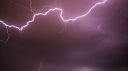 सूरजपुर में 'मौत' बनकर स्कूली बच्चों पर गिरी बिजली, एक की मौत.... 5 मासूम अस्पताल में भर्ती
