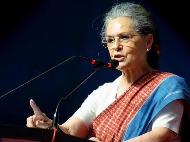 राजस्थान के रास्ते राज्यसभा आने के फ़ैसले की वजह 10 जनपथ का बंगला  बचाना है या कुछ और?