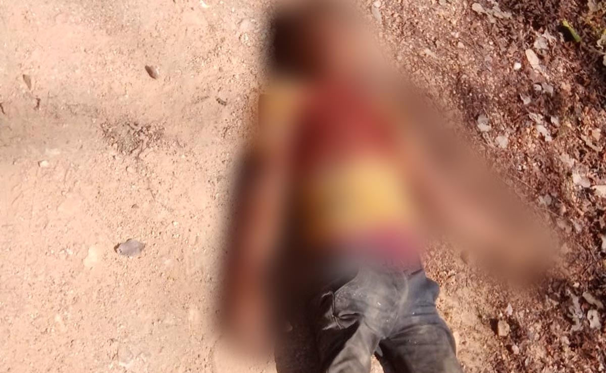 Chhattisgarh: बिजली मिस्त्री और प्लंबर को नक्सलियों ने उतारा मौत के घाट, ऐसे दिया घटना को अंजाम 