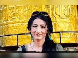 "बेंगलुरु में नहीं मिली एंट्री": भारतीय मूल की महिला लेखक को वापस भेजा गया यूके, जानें पूरा मामला "बेंगलुरु में नहीं मिली एंट्री": भारतीय मूल की महिला लेखक को वापस भेजा गया यूके, जानें पूरा मामला