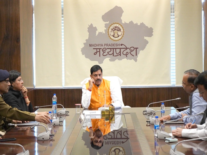 हरदा की पटाखा फैक्ट्री में विस्फोट: CM मोहन यादव ने ₹4-4 लाख की आर्थिक सहायता का किया ऐलान, बचाव कार्य जारी