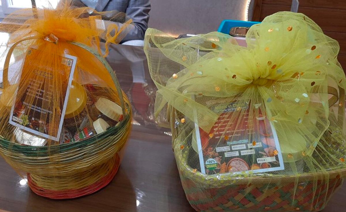 Chhindwara: ई-कॉमर्स प्लेटफॉर्म उपलब्ध होंगे छिंदवाड़ा के वन उत्पाद, किसानों को ऐसे मिलेगा फायदा 