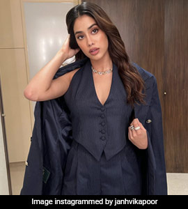 Corpcore Is The Latest Fashion Trend To Take Board Meetings To The Party