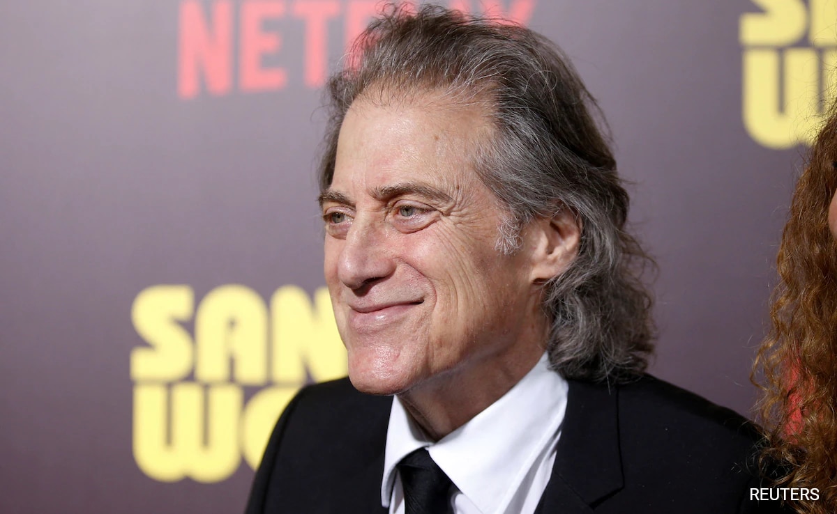 Comedian And 'Curb Your Enthusiasm' Actor Richard Lewis Dies At 76 - Vimarsana News