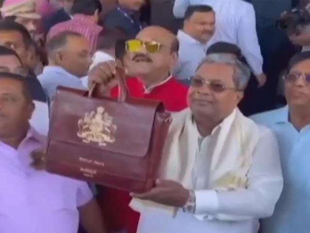 CM सिद्धारमैया ने पेश किया बजट, हनुमान के 'जन्मस्थल’ के लिए 100 करोड़ रुपये...