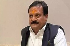 MP Politics: कमलनाथ के बीजेपी ज्वाइन करने को लेकर सज्जन सिंह का बड़ा खुलासा MP Politics: कमलनाथ के बीजेपी ज्वाइन करने को लेकर सज्जन सिंह का बड़ा खुलासा