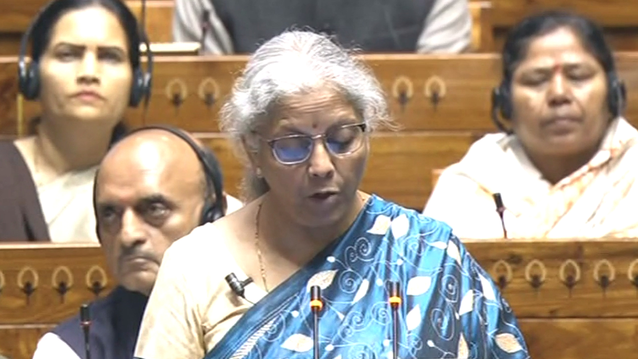 बजट में क्या सस्ता, क्या महंगा सीए से समझिए बारीकियां