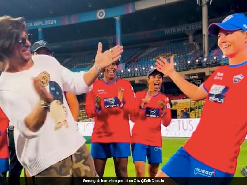 Watch: Shah Rukh Khan Meets Australia Great Before Women's Premier League, Recreates Iconic Pose