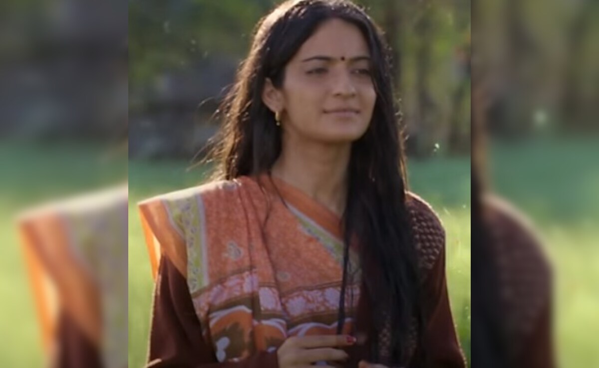<i>Laapataa Ladies</i> Song <i>Doubtwa</i>: Ravi Kishan And Pratibha Ranta's Cat And Mouse Game