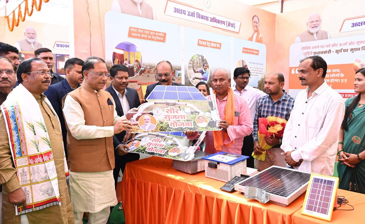 पीएम मोदी ने दी 34,427 करोड़ रूपए की सौगातें, बोले- डबल इंजन की सरकार ने पूरी कर दी&nbsp;गारंटी