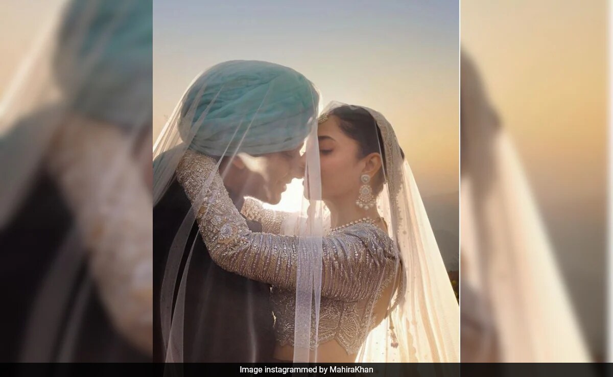Pakistani Star Mahira Khan On Pregnancy Rumours: "It's Not True"