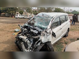 भारतात रस्ते अपघातात दगावण्याचे प्रमाण सर्वाधिक, मृतांमध्ये महिला जास्त, मोठं कारण आलं समोर भारतात रस्ते अपघातात दगावण्याचे प्रमाण सर्वाधिक, मृतांमध्ये महिला जास्त, मोठं कारण आलं समोर
