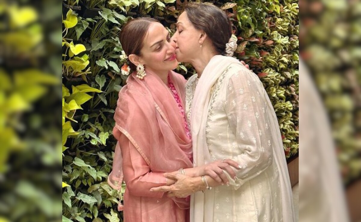 Hema Malini Has Chosen Not To "Meddle" In Daughter Esha Deol's Divorce From Bharat Takhtani: Report