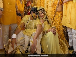 टीवी की 'पार्वती' सोनारिका भदोरिया ने दिखाई हल्दी सेरेमनी की झलक, लेकिन फैंस बोले- ये तो शंकुतला है टीवी की 'पार्वती' सोनारिका भदोरिया ने दिखाई हल्दी सेरेमनी की झलक, लेकिन फैंस बोले- ये तो शंकुतला है