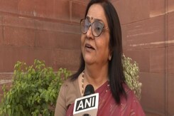 EVM को लेकर कंन्फ्यूजन में कांग्रेस, अब रजनी पाटिल ने दिया बड़ा बयान EVM को लेकर कंन्फ्यूजन में कांग्रेस, अब रजनी पाटिल ने दिया बड़ा बयान