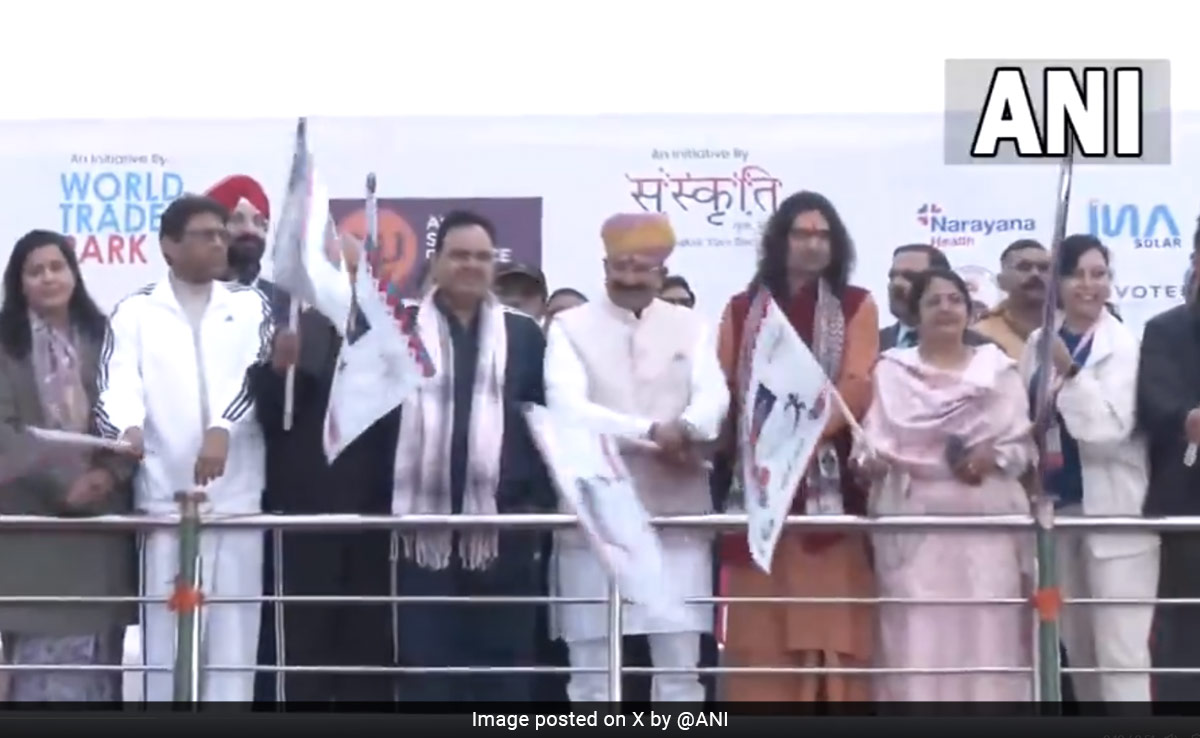 Jaipur Marathon: CM भजनलाल शर्मा ने दिखाई झंडी, हजारों धावकों ने लगाई दौड़, सुबह 3 बजे शुरू हुई मैराथन