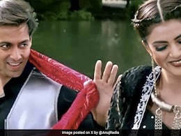 सलमान खान ने 25 साल बाद चुनर-चुनर गाने पर किया था सुष्मिता सेन के साथ डांस, वीडियो देख फैंस बोले- बीवी नंबर वन तो... सलमान खान ने 25 साल बाद चुनर-चुनर गाने पर किया था सुष्मिता सेन के साथ डांस, वीडियो देख फैंस बोले- बीवी नंबर वन तो...