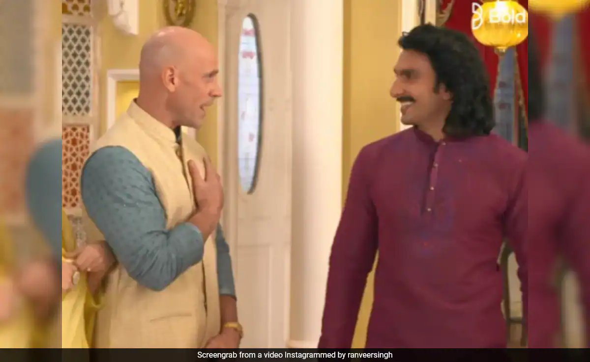 Rashami Desai's Hot Take On Ranveer Singh's New Viral Ad: "I Feel It's A Slap" Rashami Desai's Hot Take On Ranveer Singh's New Viral Ad: "I Feel It's A Slap"