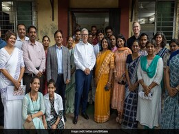 Bill Gates Arrives In Odisha, To Meet Naveen Patnaik, Attend Various Programmes Bill Gates Arrives In Odisha, To Meet Naveen Patnaik, Attend Various Programmes