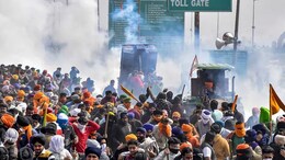 Farmers Protest: राजस्थान-पंजाब सीमा बंद का असर, किसान 150 रुपए प्रति क्विंटल गाजर बेचने को मजबूर, किन्नू के किसान भी दुखी