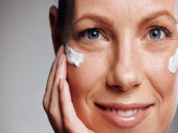 गहरी झुर्रियों को भी हल्का बना देती है घर पर बनी यह एंटी-एजिंग क्रीम, चेहरा हो जाता है Wrinkle Free गहरी झुर्रियों को भी हल्का बना देती है घर पर बनी यह एंटी-एजिंग क्रीम, चेहरा हो जाता है Wrinkle Free