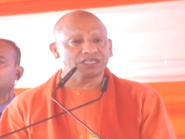 सीएम योगी ने गोरखपुर में कई विकास परियोजनाओं का शिलान्यास-उद्घाटन किया