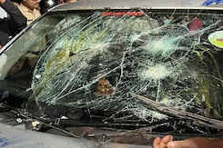 Journalist Nikhil Wagle's Car Attacked In Pune, Opposition Slams BJP Journalist Nikhil Wagle's Car Attacked In Pune, Opposition Slams BJP