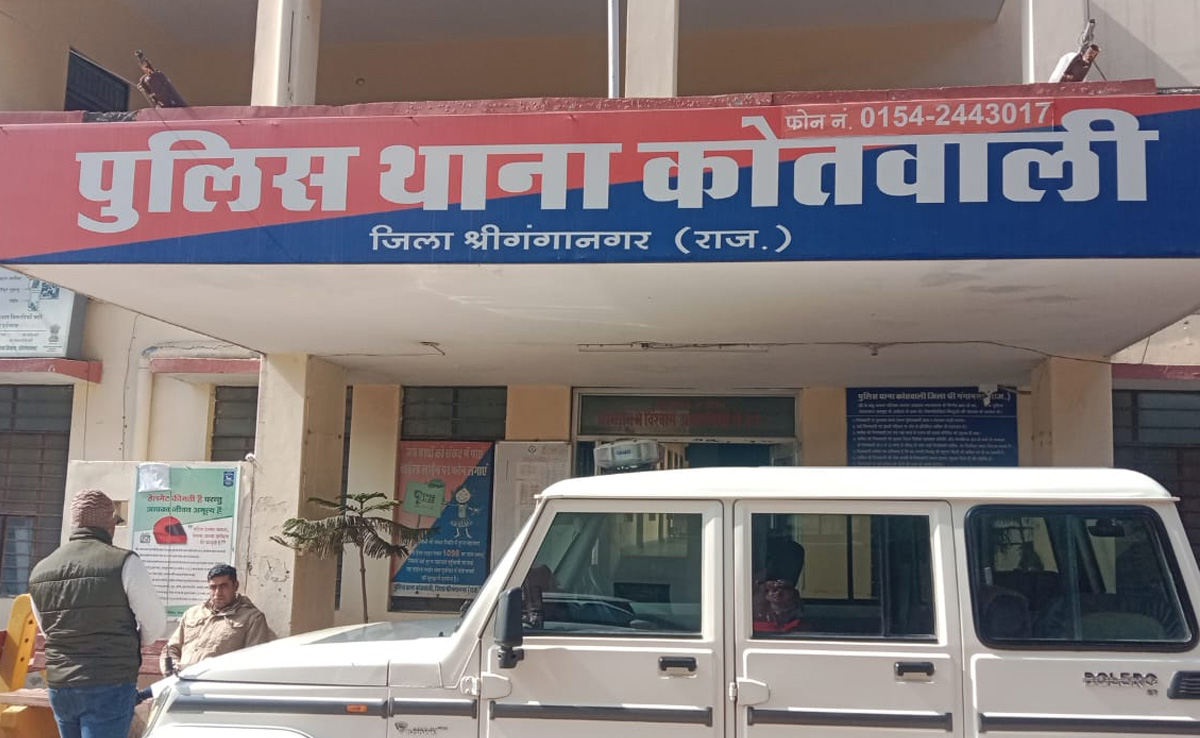 बस के नीचे आने से हुई युवक की मौत, परिजन बोले, बस चालक की ग़लती, CCTV से जताई जा रही आत्महत्या की आशंका
