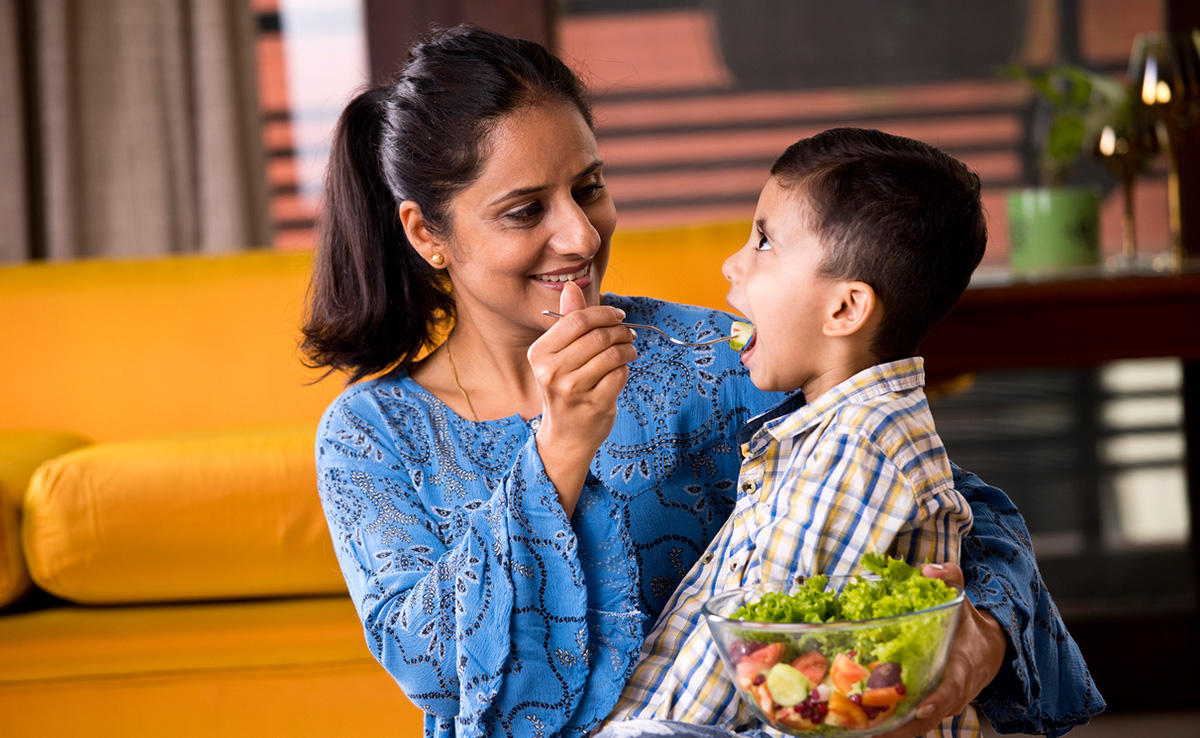 चाहते हैं बोर्ड एग्जाम में बच्चा लाए अच्छे नंबर तो उसे खिलाएं ये 5 चीजें, कंप्यूटर से भी तेज दौड़ेगे दिमाग, अच्छे नंबरों से होगा  पास