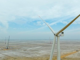 अदाणी ग्रीन ने प्रोमोटर ग्रुप इकाई एर्डोर को 38 लाख इक्विटी शेयर किए अलॉट अदाणी ग्रीन ने प्रोमोटर ग्रुप इकाई एर्डोर को 38 लाख इक्विटी शेयर किए अलॉट