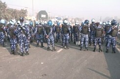 Singhu Border Fortified Ahead Of Bharat Bandh By Farmers' Body, Trade Unions Singhu Border Fortified Ahead Of Bharat Bandh By Farmers' Body, Trade Unions