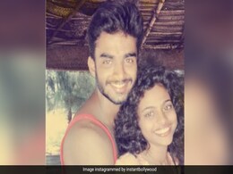 इस रोमांटिक हीरो को जब स्टूडेंट सेे हो गया था प्यार, कर डाली लव मैरिज लेकिन अब पर्दे पर... इस रोमांटिक हीरो को जब स्टूडेंट सेे हो गया था प्यार, कर डाली लव मैरिज लेकिन अब पर्दे पर...