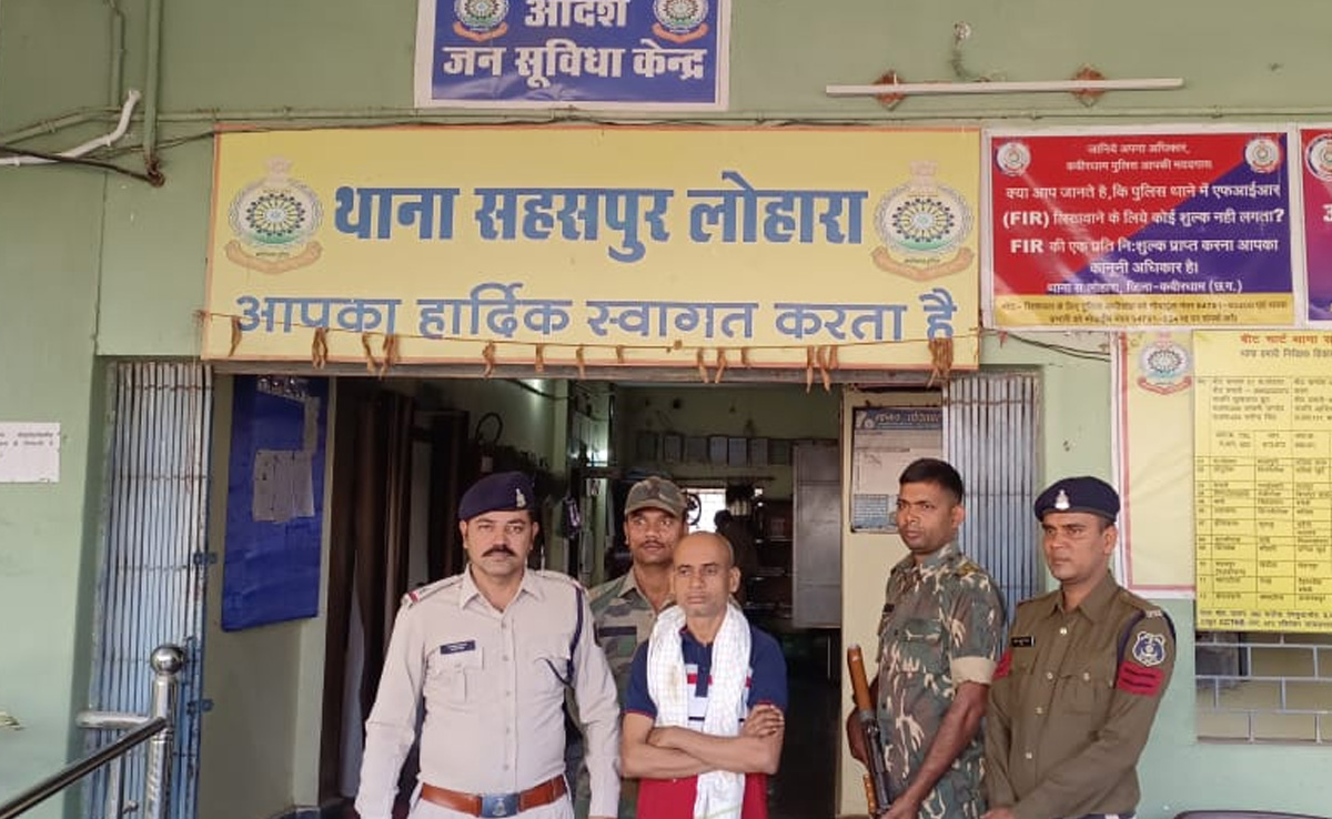 Kabirdham: लाखों की राशि गबन कर पंचायत सचिव भागा, पुलिस ने दबोचकर सलाखों के पीछे भेजा