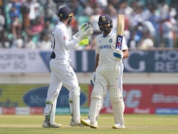 IND vs ENG: तीन विकेट जल्दी खोने के बाद रोहित-जडेजा ने संभाली पारी, कप्तान ने जमाया शानदार शतक