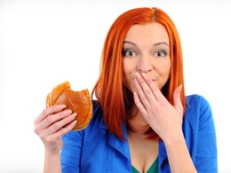 Watch: How To Politely Tell Someone They Have Food On Their Face While Eating