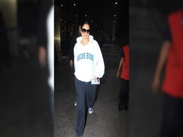 Katrina Kaif Almost "Pranks" The Paparazzi In LOL Video Katrina Kaif Almost "Pranks" The Paparazzi In LOL Video