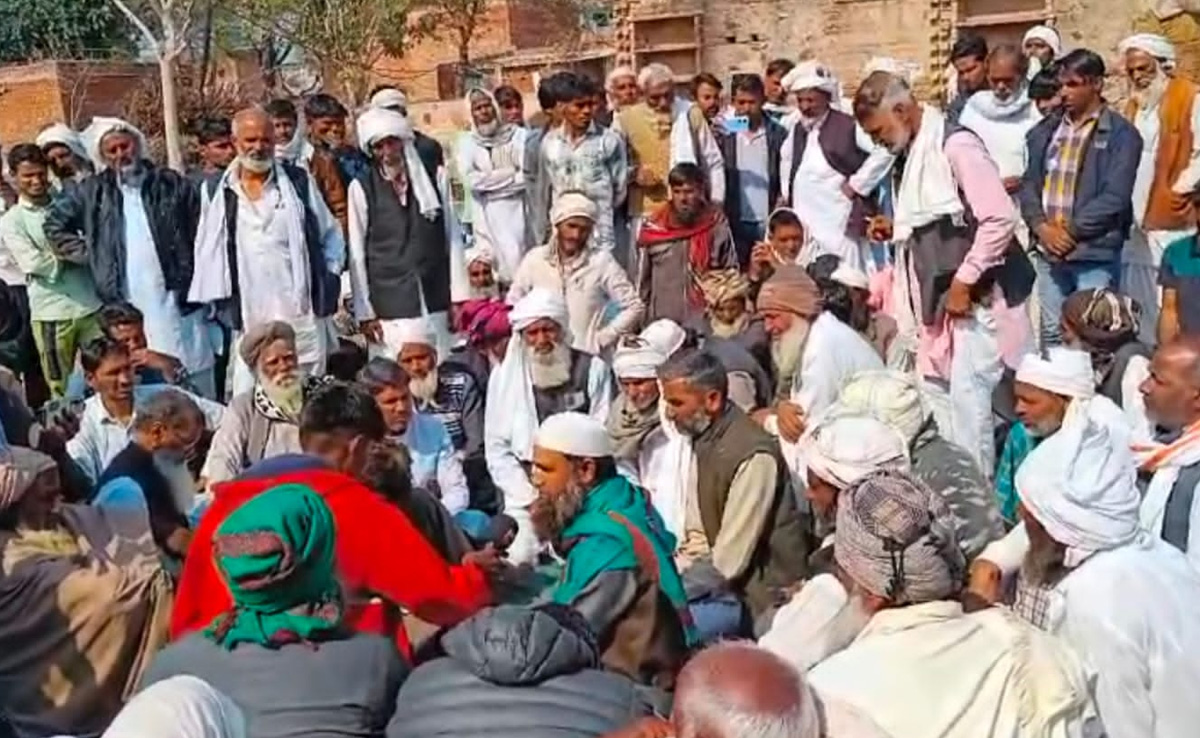 Cyber Crime In Mewat: गौ तस्करी और ऑनलाइन ठगी के खिलाफ मेवात में बुलाई गई 12 गांव की महापंचायत, हुआ यह फैसला