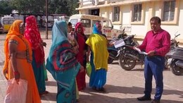 MP के पन्ना में गजब की लापरवाही! स्वास्थ्य केंद्र के कर्मियों को 18 महीने से नहीं मिला वेतन&nbsp;