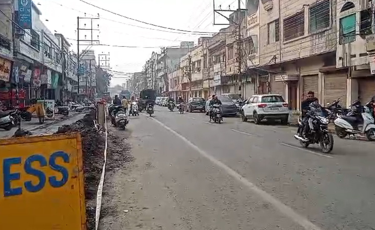 राजवाड़ा का यह एरिया हो गया वन वे, गलत दिशा में ले गए गाड़ी तो देना होगा जुर्माना