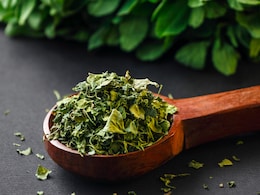 Ran Out Of Kasoori Methi? Fear Not! Here Are 5 Amazing Substitutes You Can Use Ran Out Of Kasoori Methi? Fear Not! Here Are 5 Amazing Substitutes You Can Use