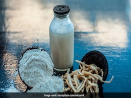 पुरुष रात में दूध के साथ खाएं इस चीज का पाउडर, दूर होगी हर तरह की कमजोरी, फायदे जानकर हो जाएंगे हैरान पुरुष रात में दूध के साथ खाएं इस चीज का पाउडर, दूर होगी हर तरह की कमजोरी, फायदे जानकर हो जाएंगे हैरान