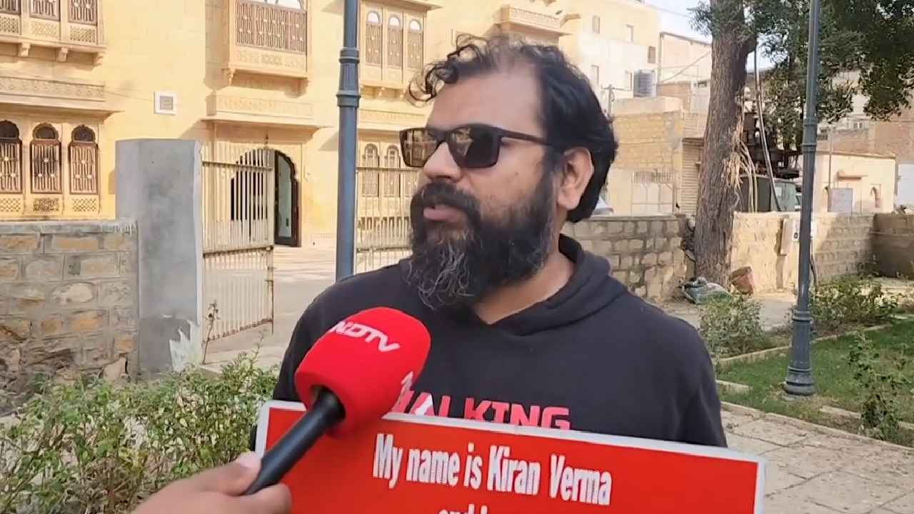 किरण वर्मा 18 हजार किमी की पैदल यात्रा कर लोगों को रक्तदान के लिए कर रहे हैं प्रेरित