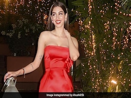 Valentine's Day Looks: डेट पर दिखना चाहती हैं बेहद खूबसूरत तो इन रेड आउटफिट्स से ले लीजिए आइडिया  Valentine's Day Looks: डेट पर दिखना चाहती हैं बेहद खूबसूरत तो इन रेड आउटफिट्स से ले लीजिए आइडिया