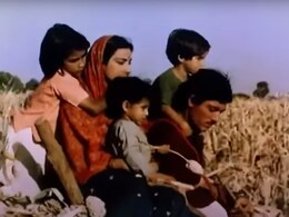 इस फिल्म ने बॉक्स ऑफिस पर ला दी थी पैसों की आंधी, बिके थे 10 करोड़ टिकट, एक टिकट की कीमत थी सिर्फ इतने रुपये इस फिल्म ने बॉक्स ऑफिस पर ला दी थी पैसों की आंधी, बिके थे 10 करोड़ टिकट, एक टिकट की कीमत थी सिर्फ इतने रुपये