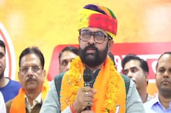कांग्रेस छोड़ते ही महेंद्रजीत सिंह मालवीय ने राहुल गांधी पर कसा तंज कांग्रेस छोड़ते ही महेंद्रजीत सिंह मालवीय ने राहुल गांधी पर कसा तंज