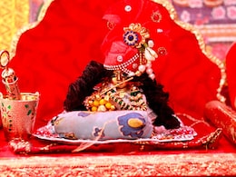 लड्‌डू गोपाल को नमकीन और बिस्कुट का भोग लगाना चाहिए या नहीं, भक्तों को जरूर जान लेना चाहिए यह नियम