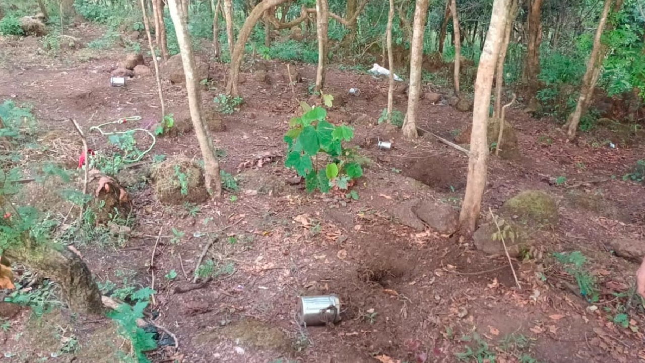 दंतेवाड़ा में नक्सलियों की बड़ी साजिश नाकाम, जवानों ने IED किया डिफ्यूज