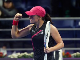 Iga Swiatek Eases Into Qatar Open Last Eight As Naomi Osaka Gets Walkover