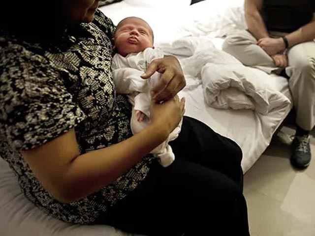 सरोगेसी पर क्या है हमारे देश का कानून? जानें विस्तार से