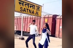 सतना में रील्स बनाने की दीवानगी इन दोनों छात्रों पर कैसे पड़ी भारी? सतना में रील्स बनाने की दीवानगी इन दोनों छात्रों पर कैसे पड़ी भारी?
